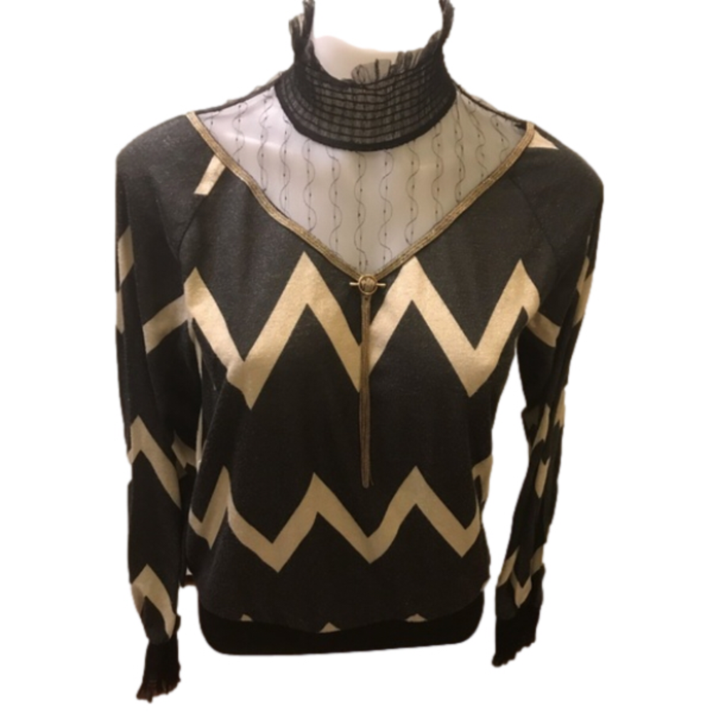 Bobowaltz Black/Cream Zigzag w/ metallic shine with Gold attached Necklace Top